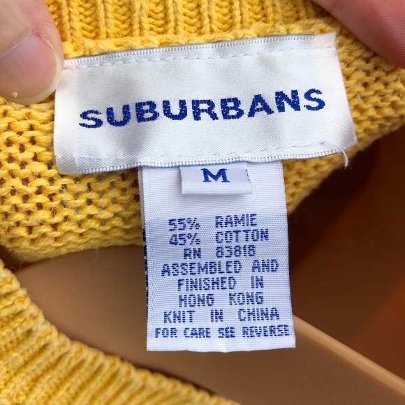 Suburbans M Vintage Yellow Sweater Purple Pansies - Picture 5 of 6